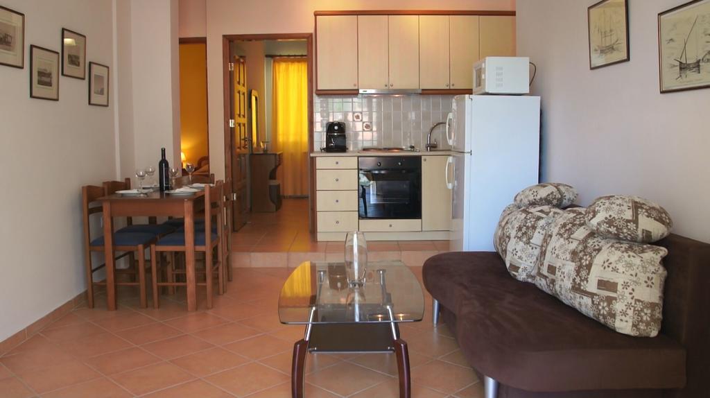 Santafemia Apartment Agia Efimia Bilik gambar