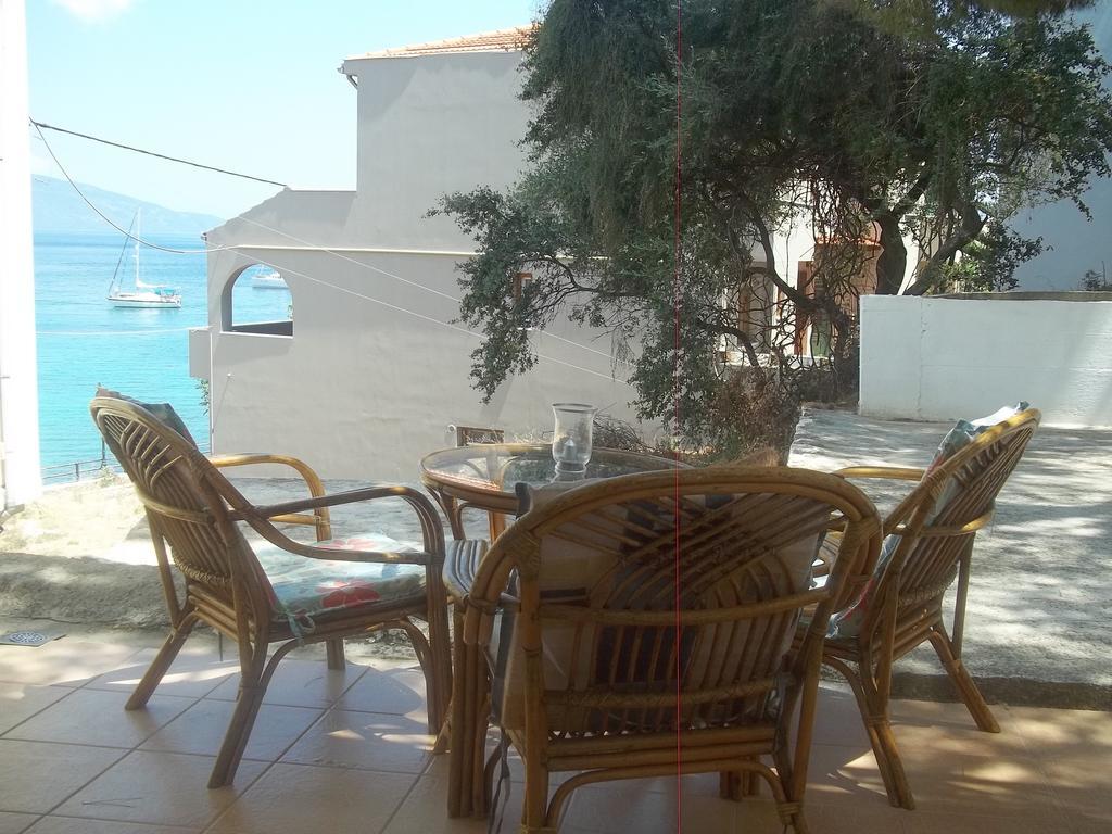 Santafemia Apartment Agia Efimia Bilik gambar